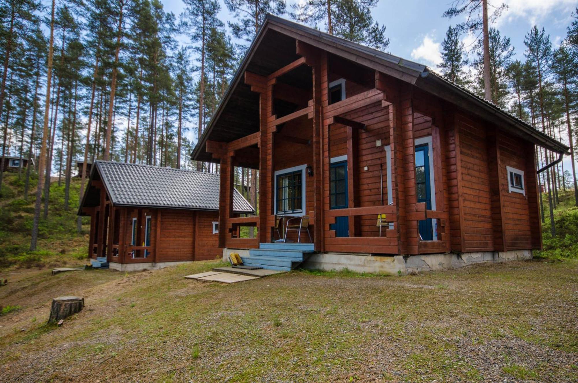 Leirintäalueet Ahvenlampi 4*