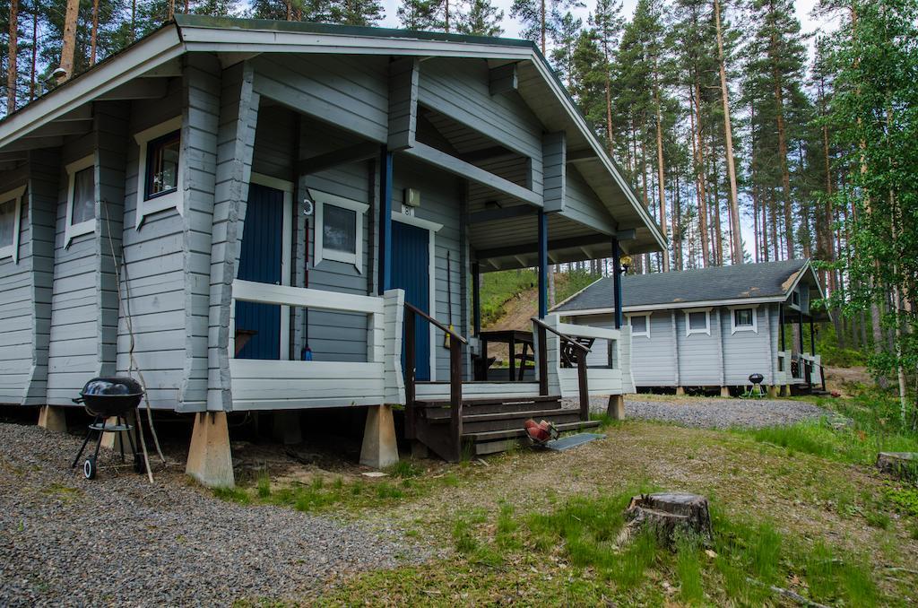 Ahvenlampi Leirintäalueet Saarijärvi